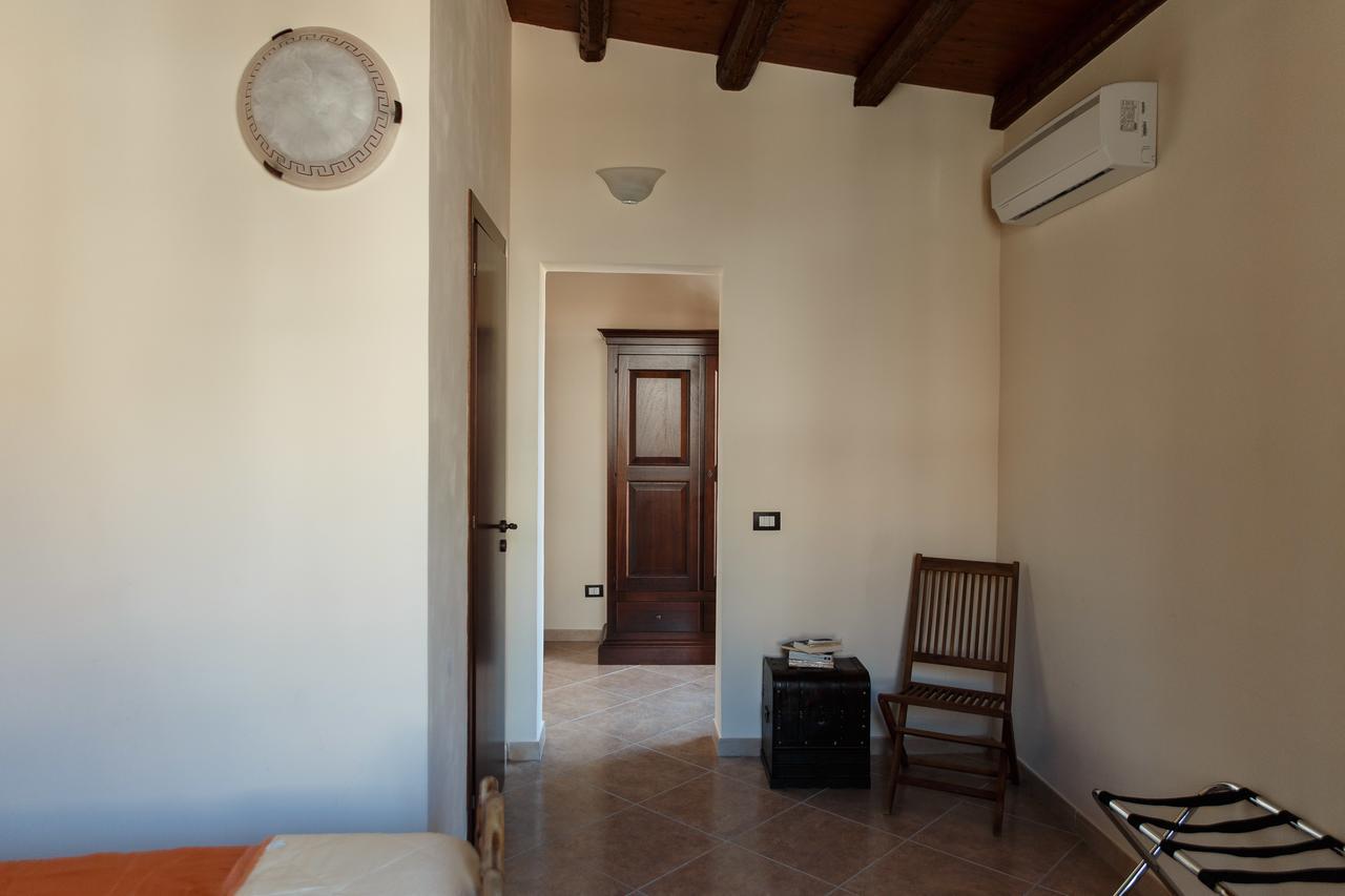 B&B Batara - "La Terrazza Del Centro" Агридженто Экстерьер фото